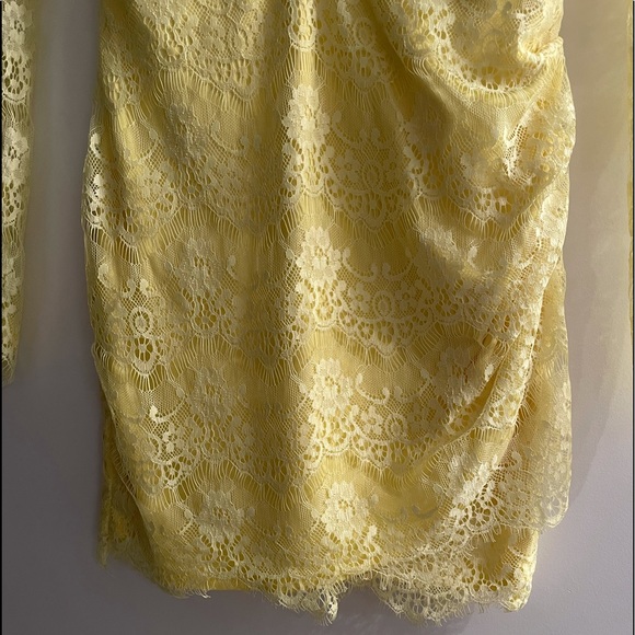 Yellow lace mini deep v open back dress - Picture 5 of 10